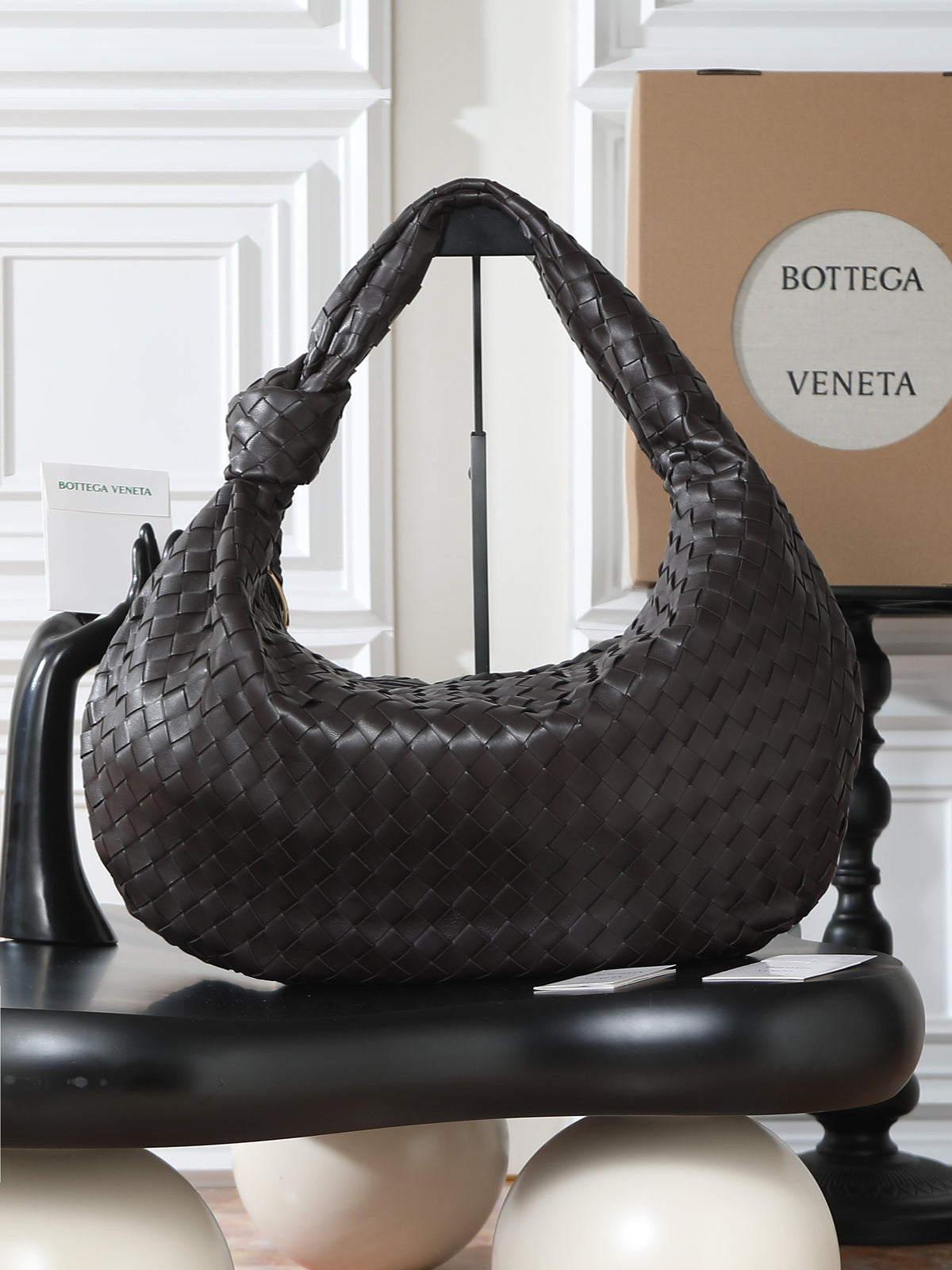Bottega Veneta Medium  Jodie In Supple Intrecciato Leather