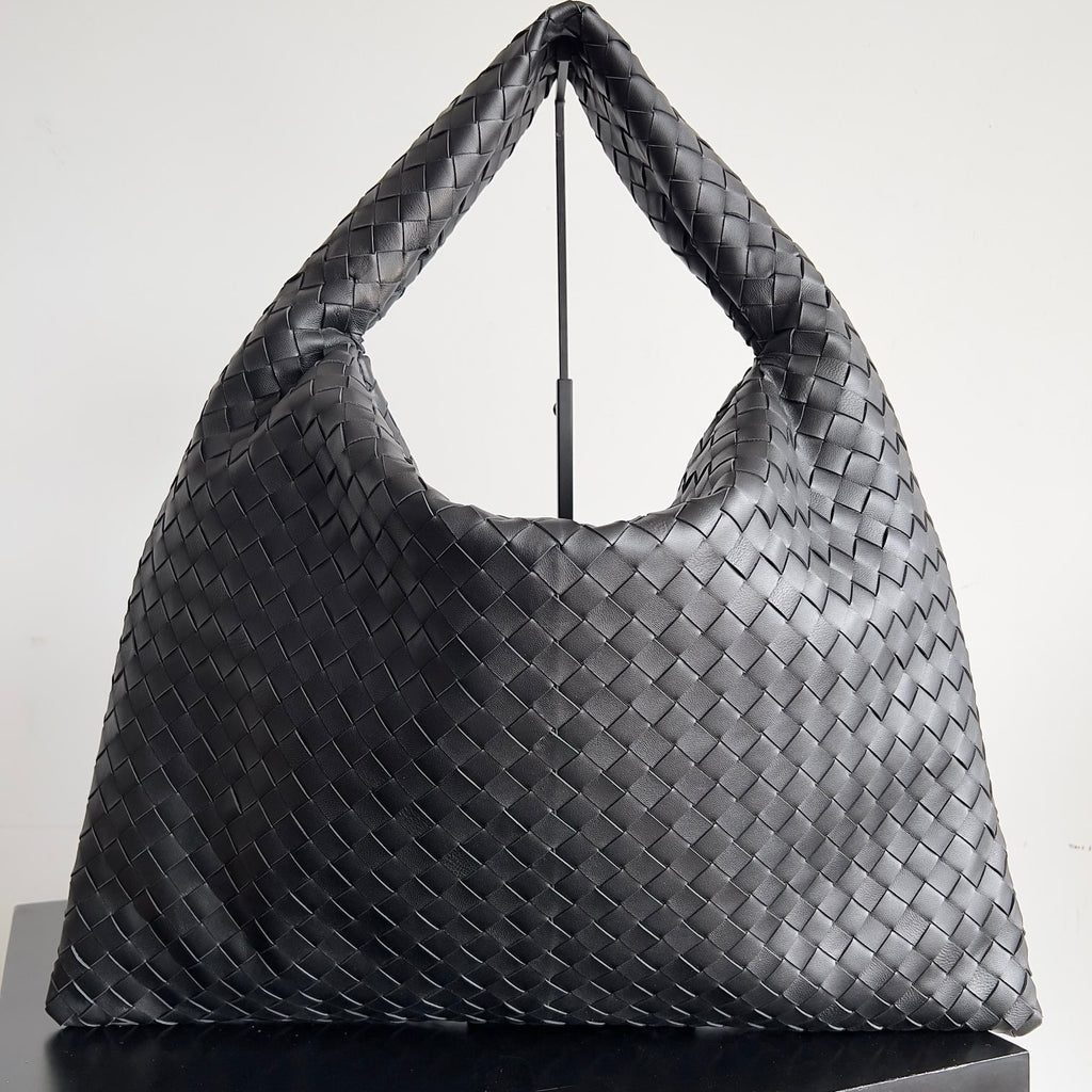 Bottega Veneta Large Hop Tote Bag In Supple Intrecciato Leather
