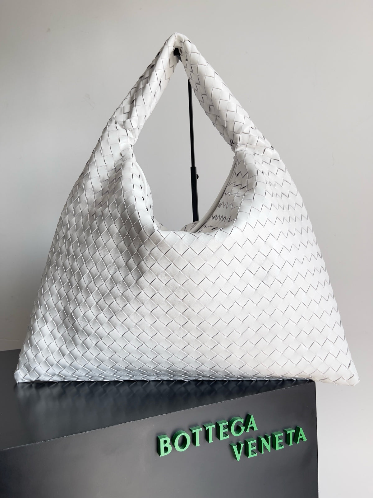 Bottega Veneta Large Hop Tote Bag In Supple Intrecciato Leather