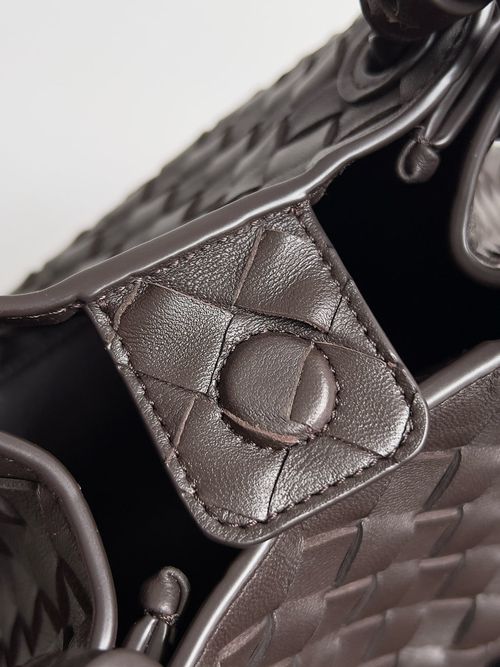 Bottega Veneta Small Parachute In Supple Intrecciato Leather
