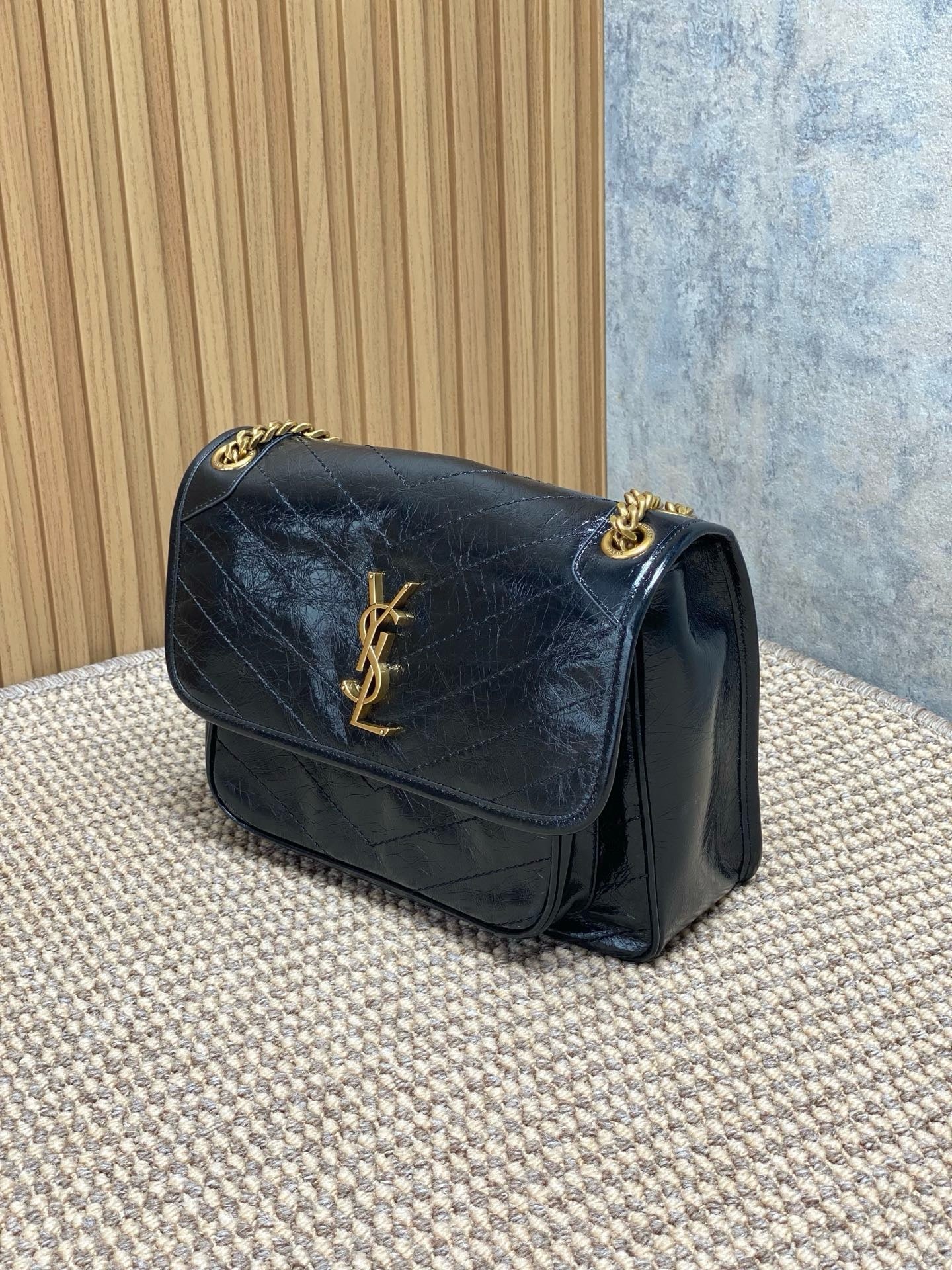 Saint Laurent Niki Medium Chain Bag in Crinkled Vintage Leather