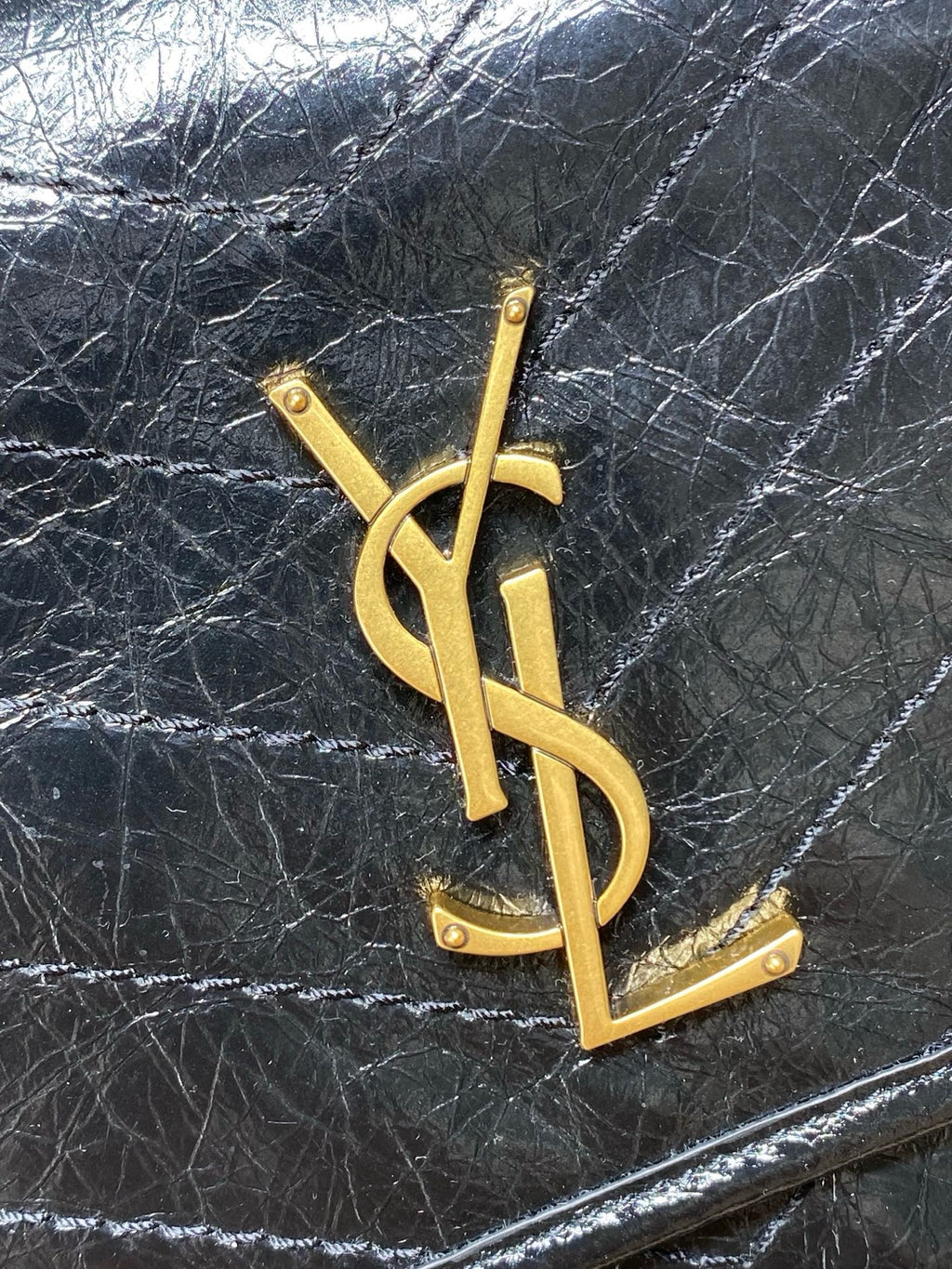 Saint Laurent Niki Medium Chain Bag in Crinkled Vintage Leather