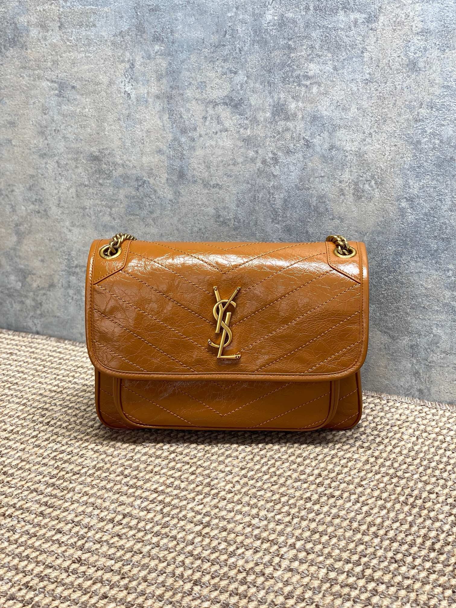 Saint Laurent Niki Medium Chain Bag in Crinkled Vintage Leather