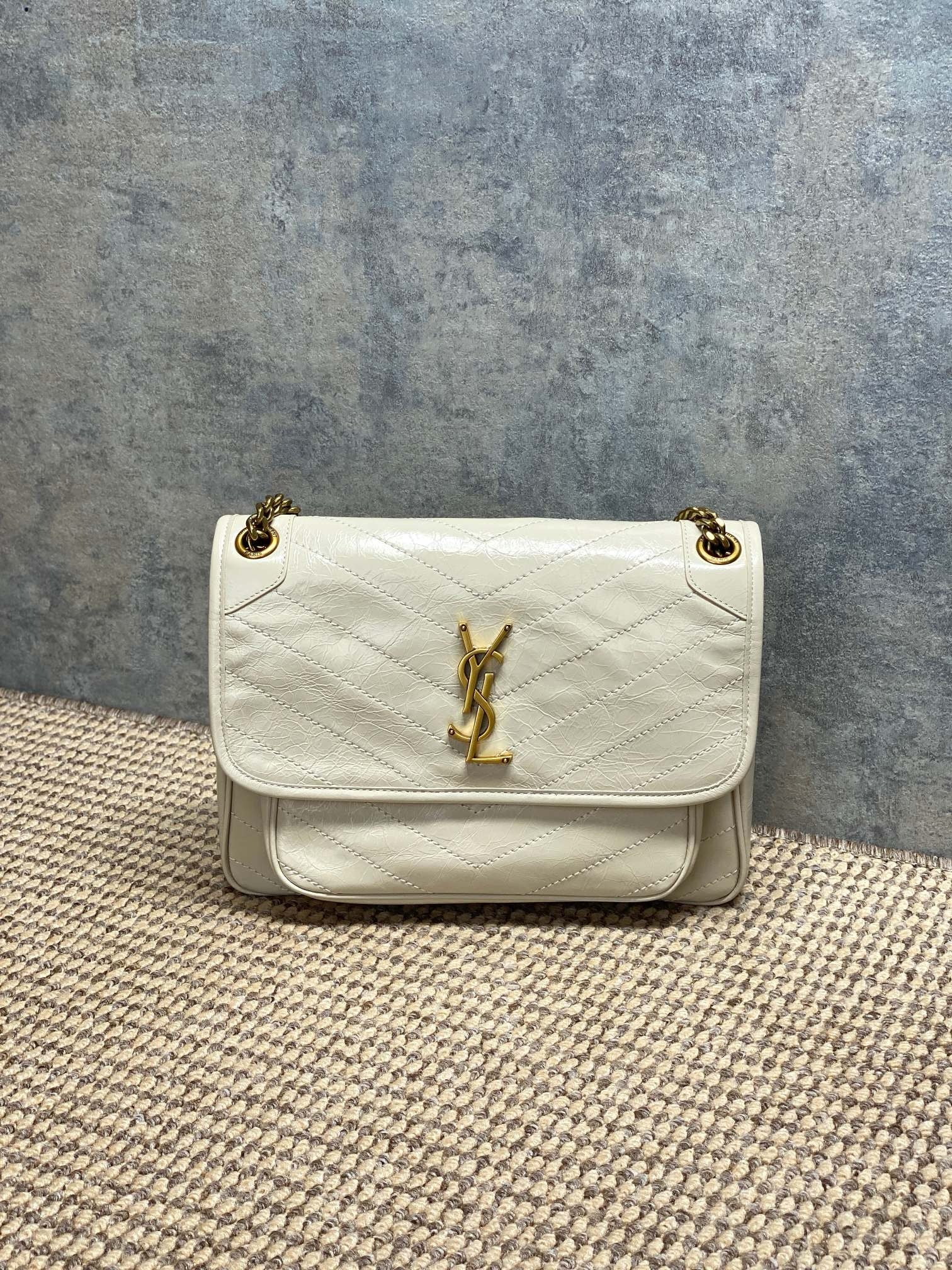 Saint Laurent Niki Medium Chain Bag in Crinkled Vintage Leather