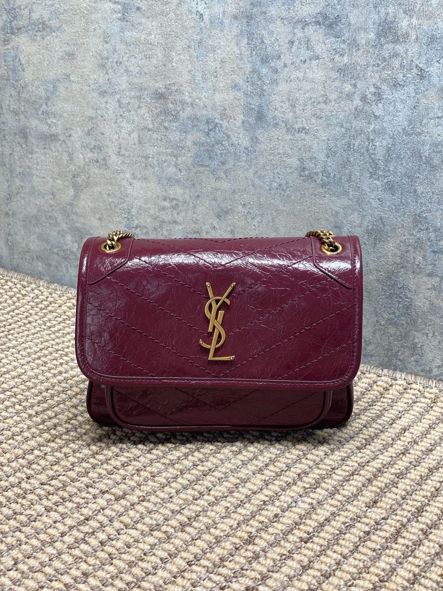 Saint Laurent Niki Medium Chain Bag in Crinkled Vintage Leather