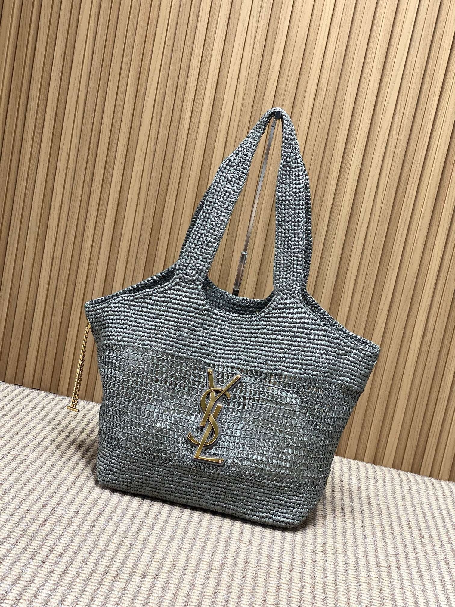 Saint Laurent Icare in Raffia