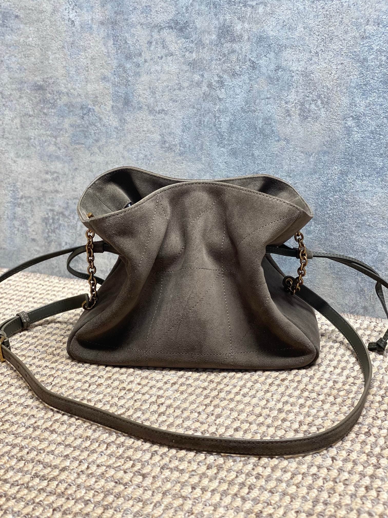 Saint Laurent Jamie Shoulder Pouch In Suede
