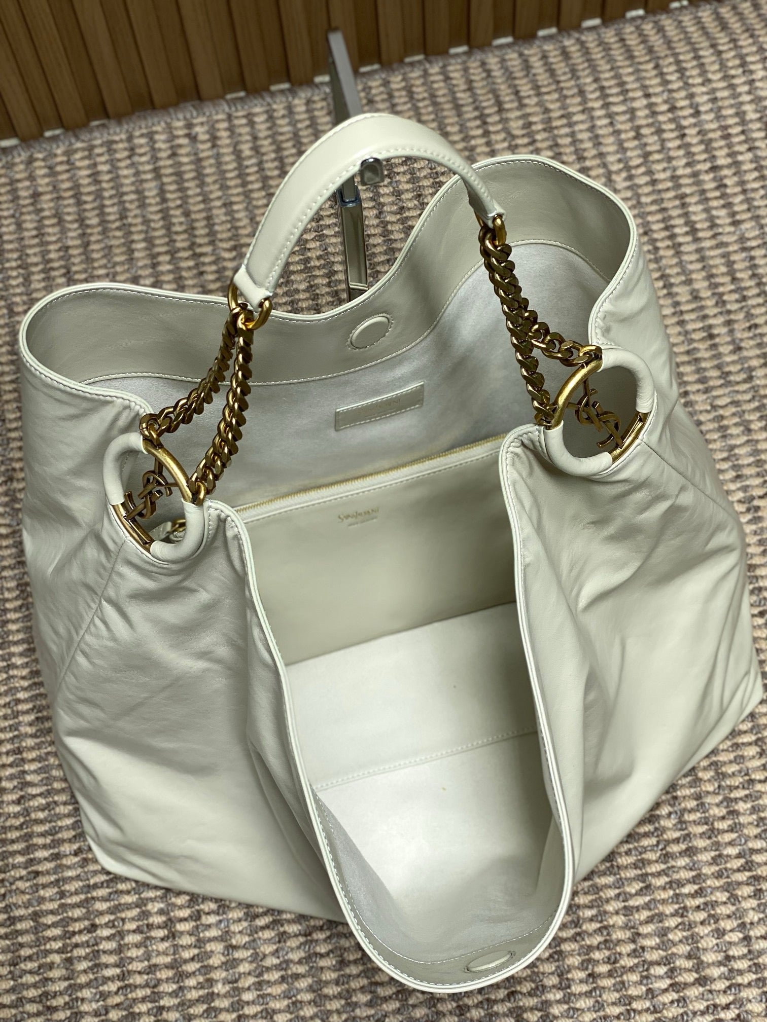Saint Laurent Hortense Hobo In Shiny Leather