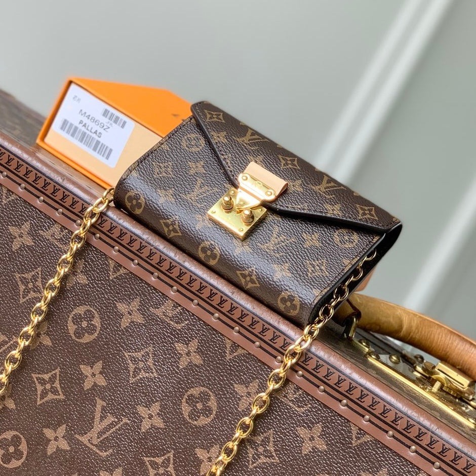 LV Pouch Metis Belt M4869Z