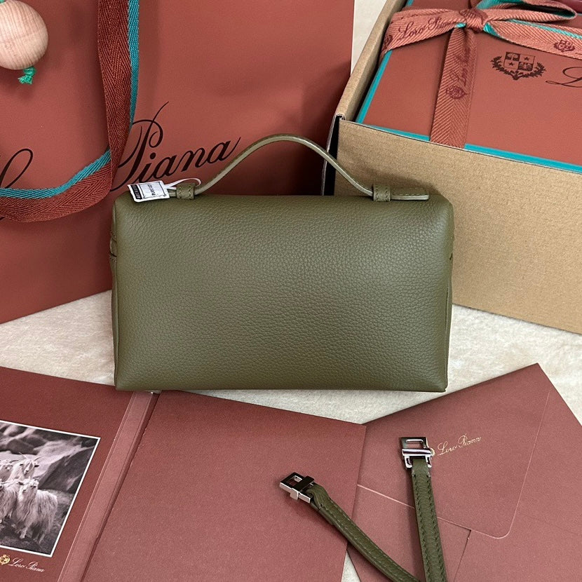 Loro Piana Extra Pocket L19 in Grained Calfskin
