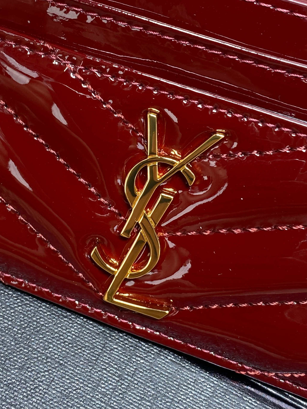 Saint Laurent Matelassé Card Case In Patent Leather