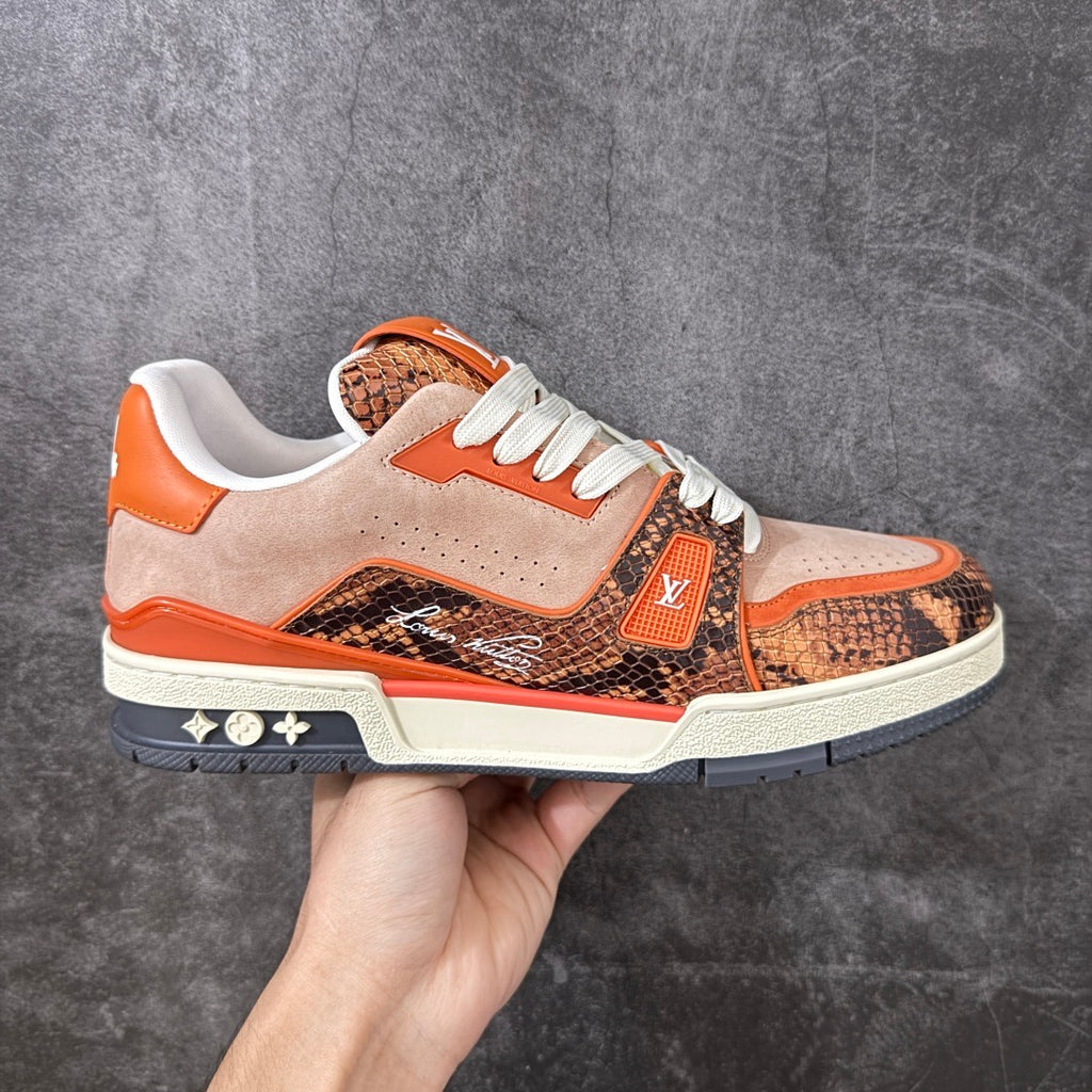 LV Trainer Sneaker 1AKQFO