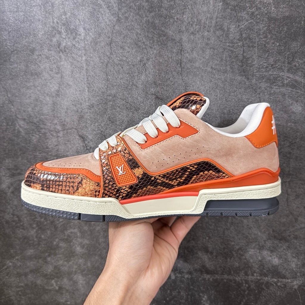 LV Trainer Sneaker 1AKQFO
