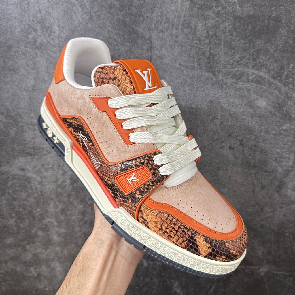 LV Trainer Sneaker 1AKQFO