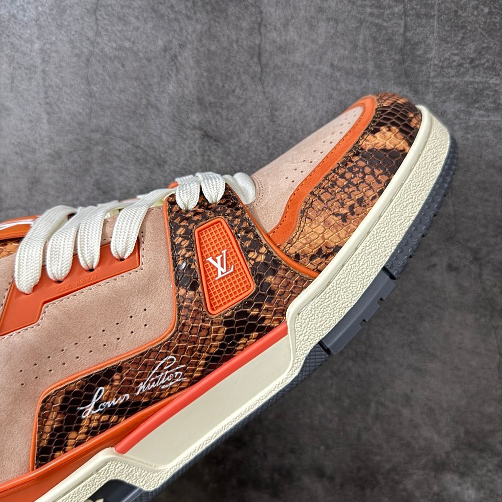 LV Trainer Sneaker 1AKQFO