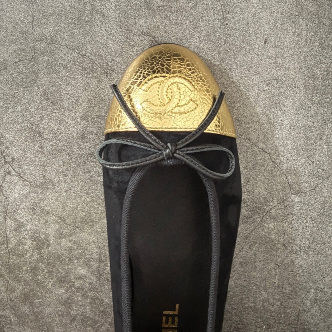 Chanel Classic Ballet Flats In Suede