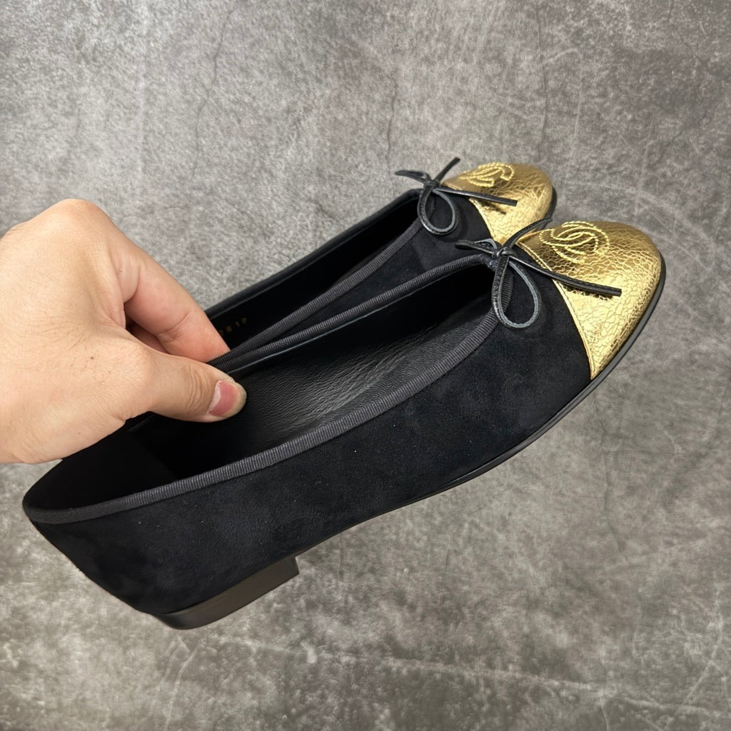 Chanel Classic Ballet Flats In Suede