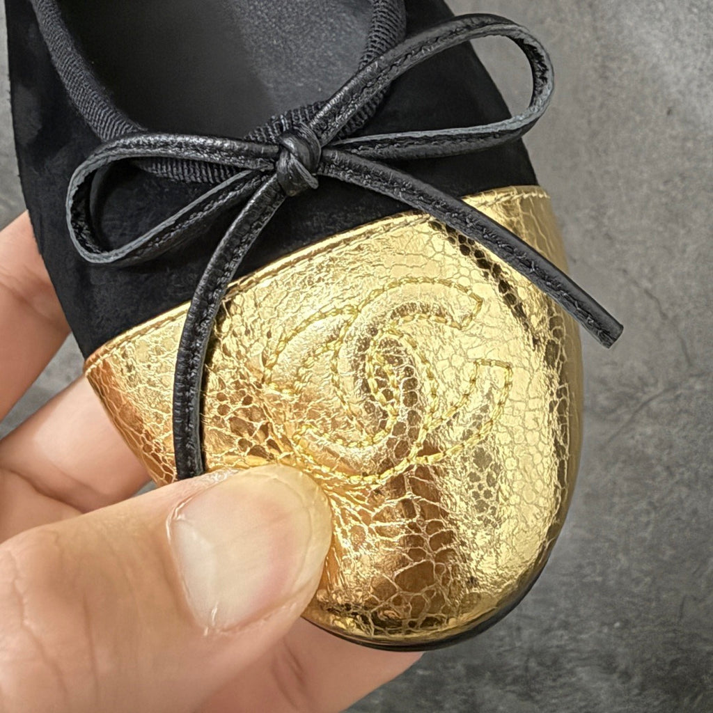 Chanel Classic Ballet Flats In Suede