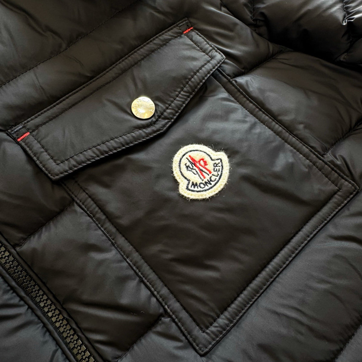 Moncler Verith Hooded Short Down Jacket