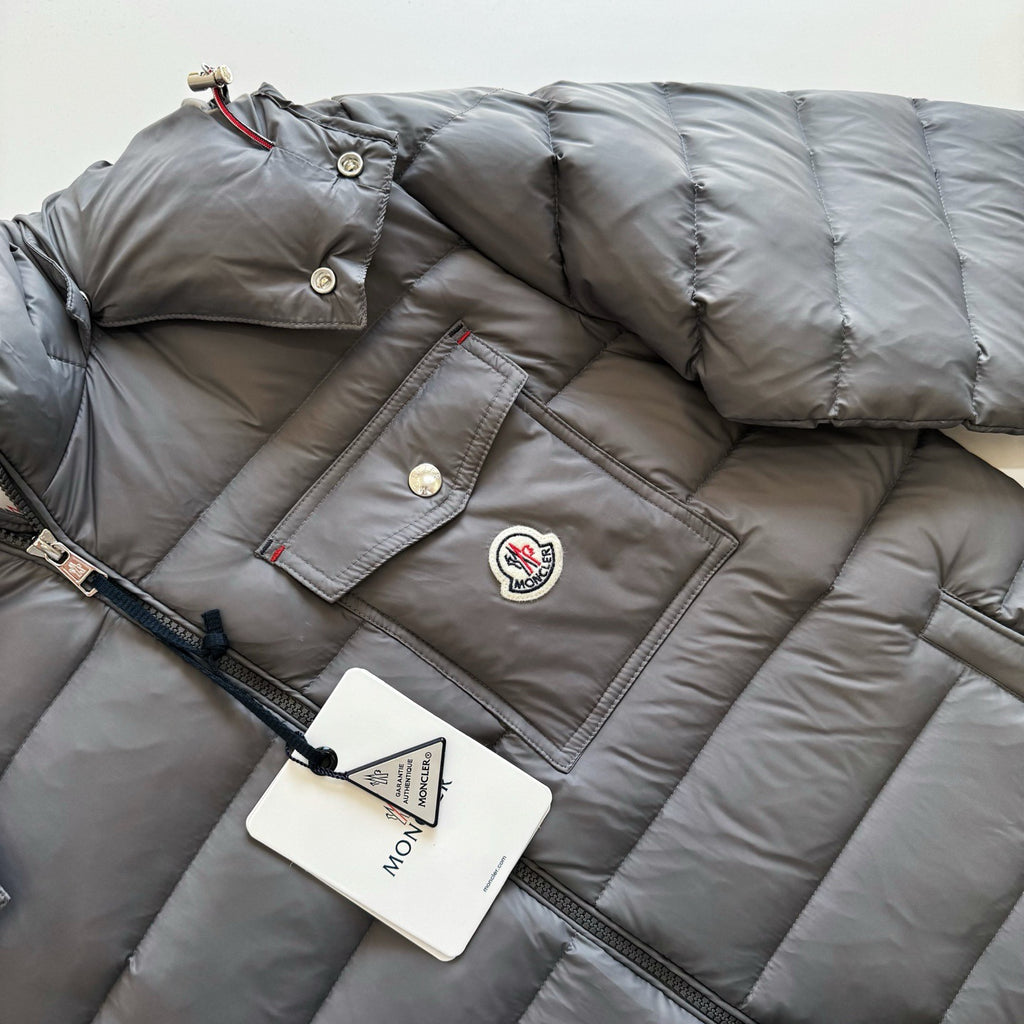Moncler Verith Hooded Short Down Jacket