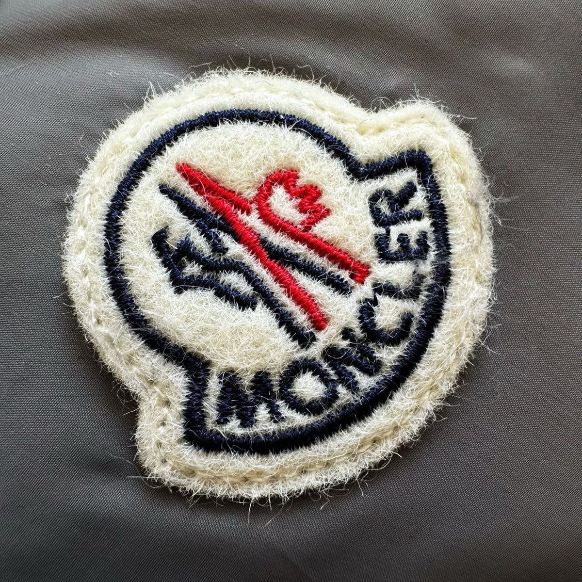 Moncler Verith Hooded Short Down Jacket