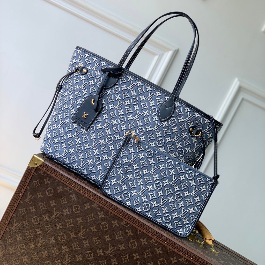 LV Neverfull MM M2A096