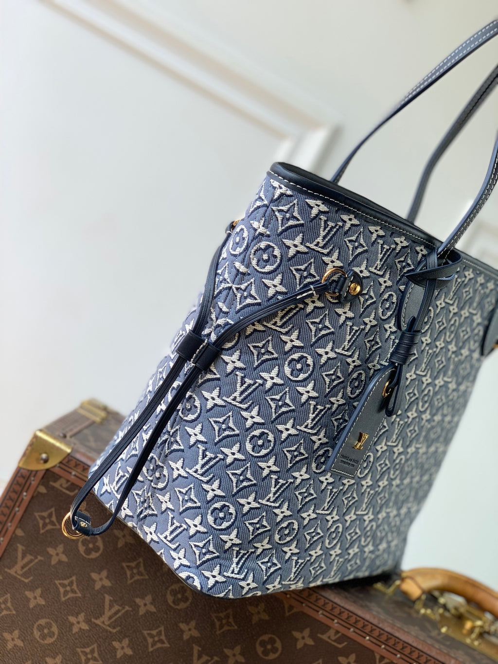 LV Neverfull MM M2A096