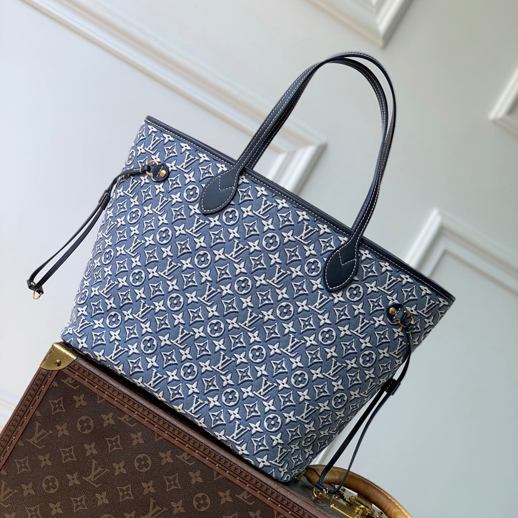 LV Neverfull MM M2A096