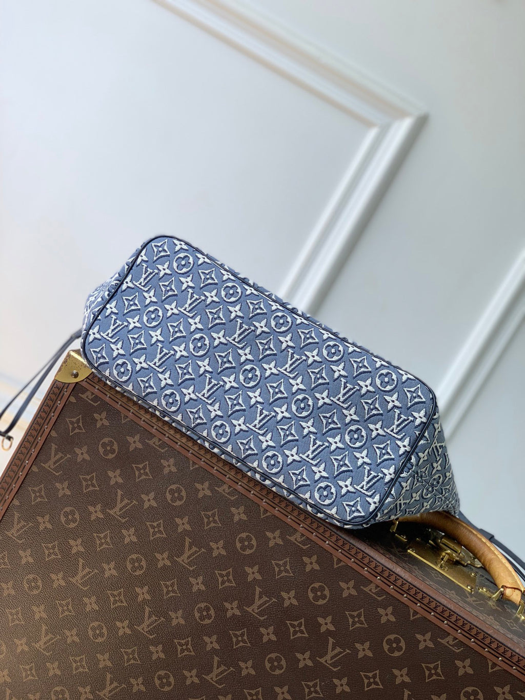 LV Neverfull MM M2A096