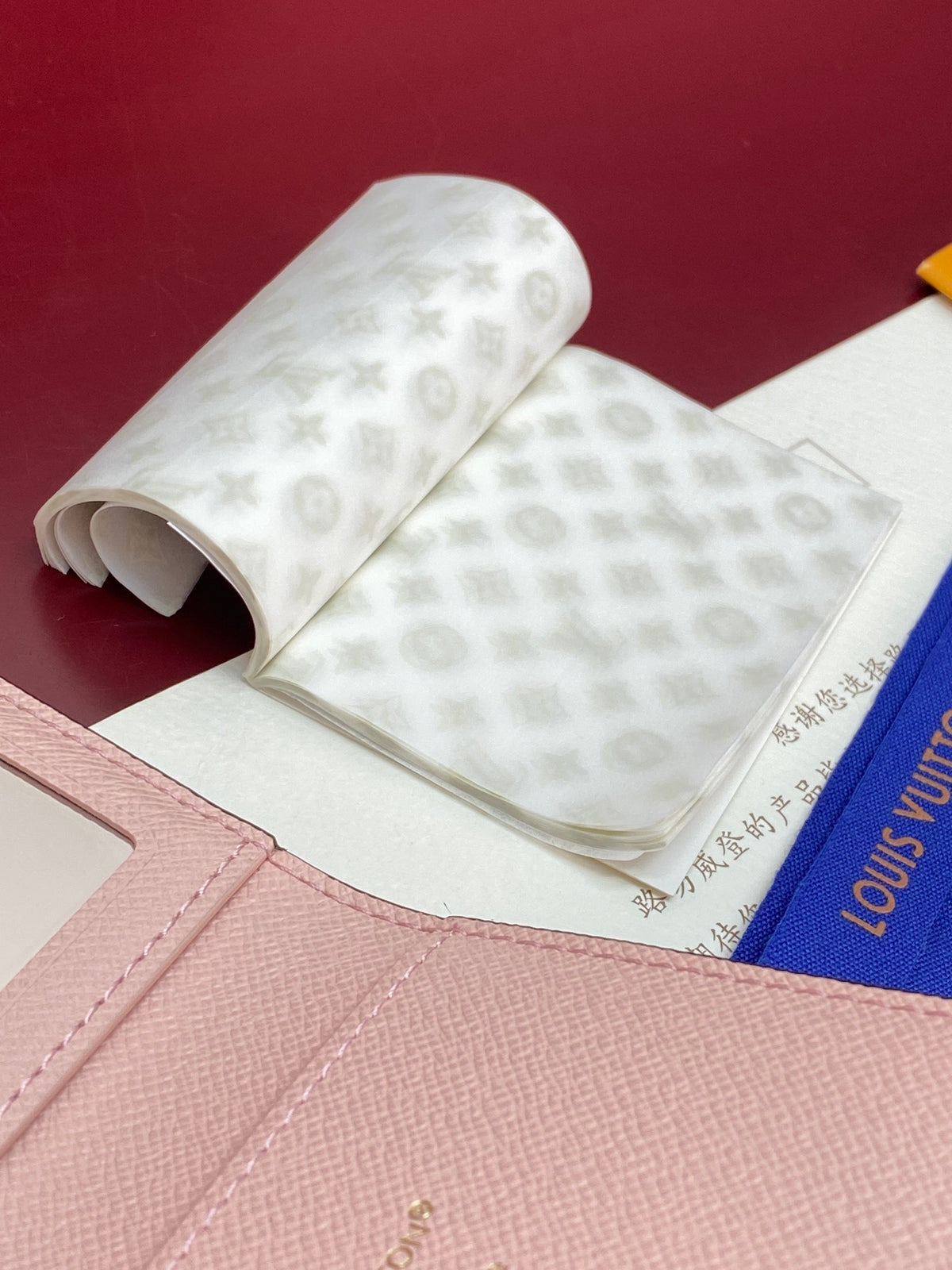 LV Mattifying Paper Case LBC003