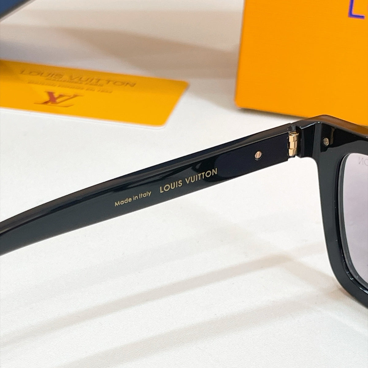 LV Sunglasses Z1974U