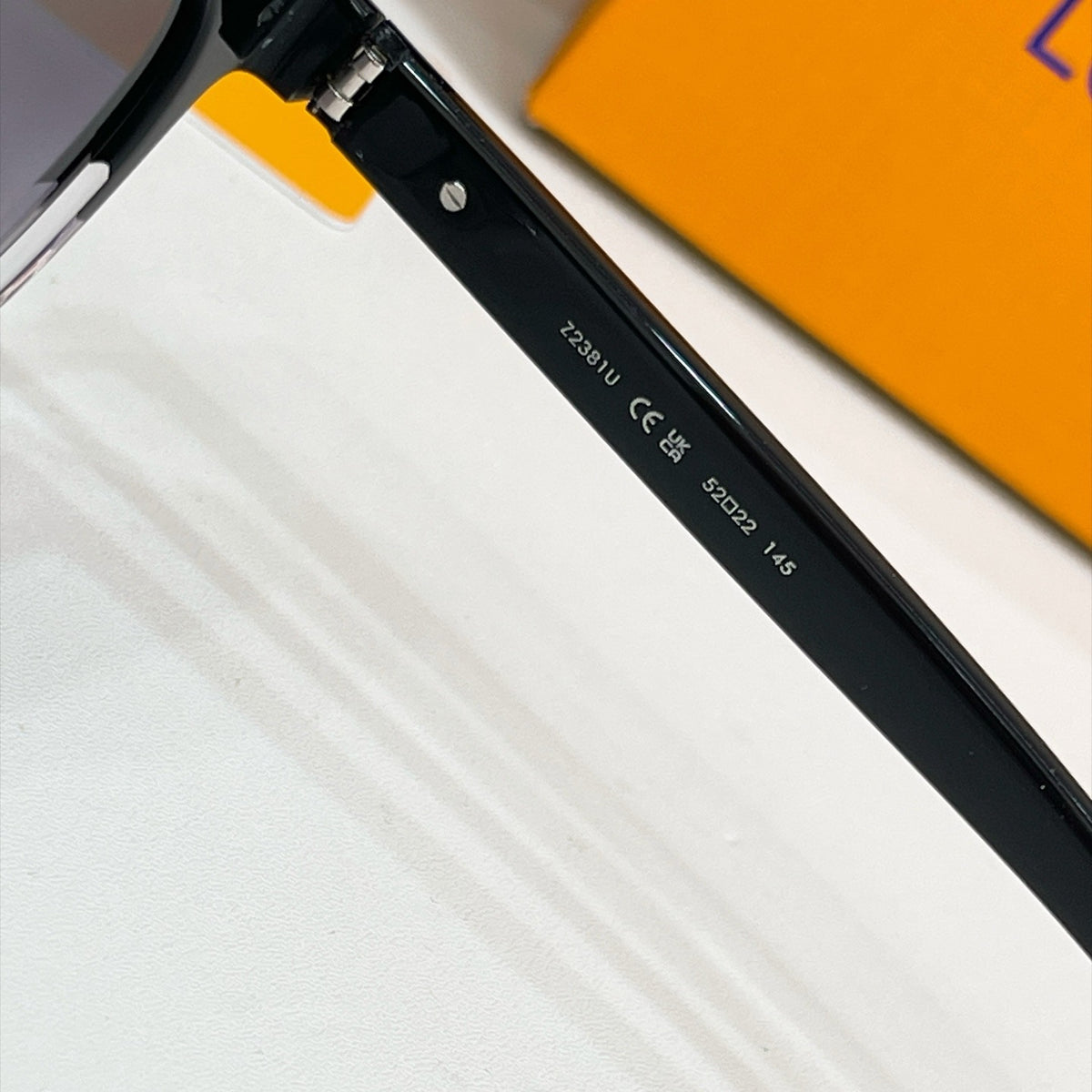 LV Sunglasses Z2381U