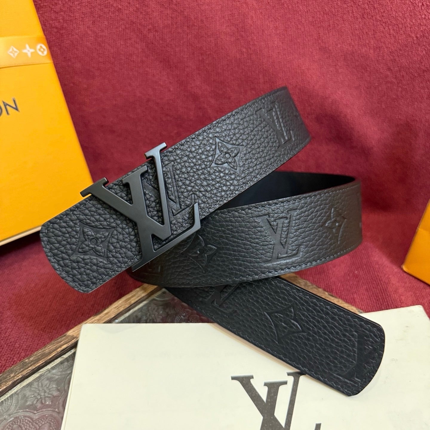 LV Belts Style 01