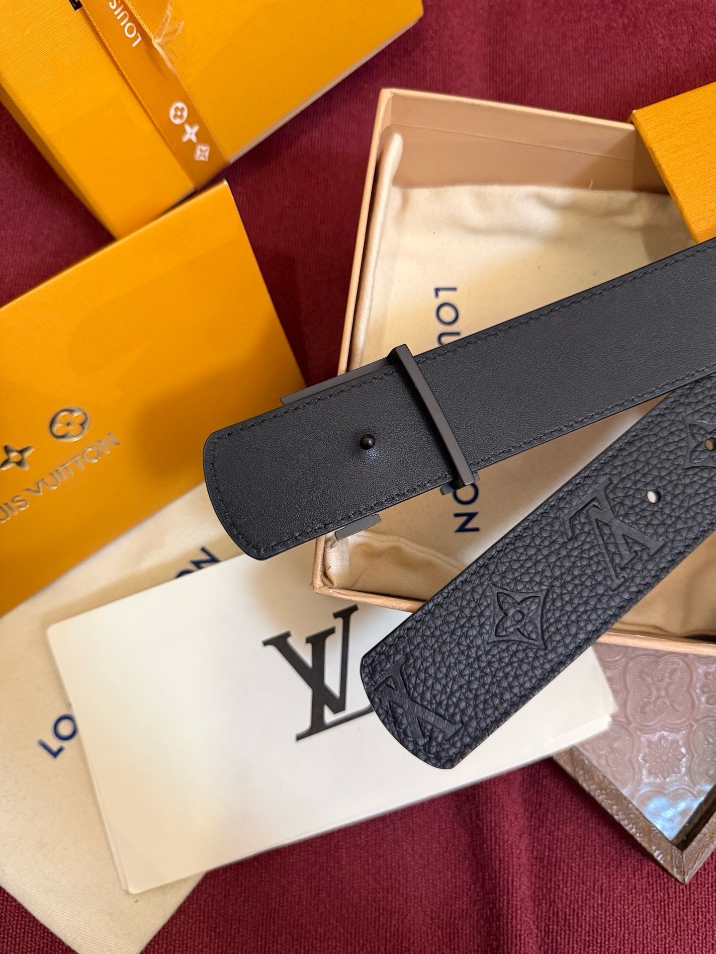 LV Belts Style 01