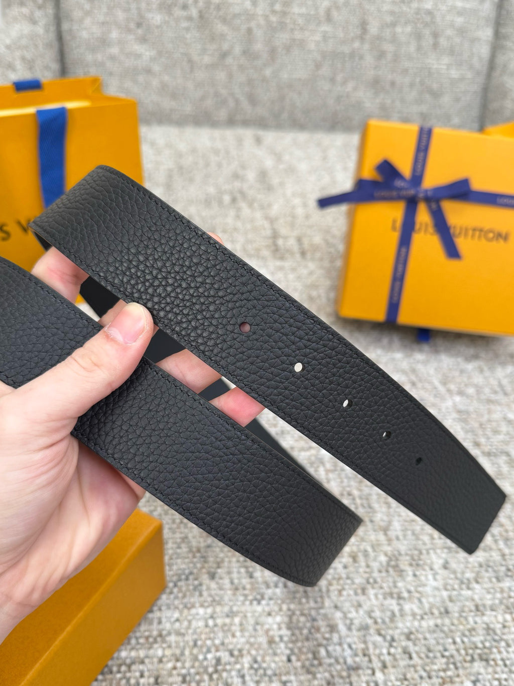 LV Belts Style 02