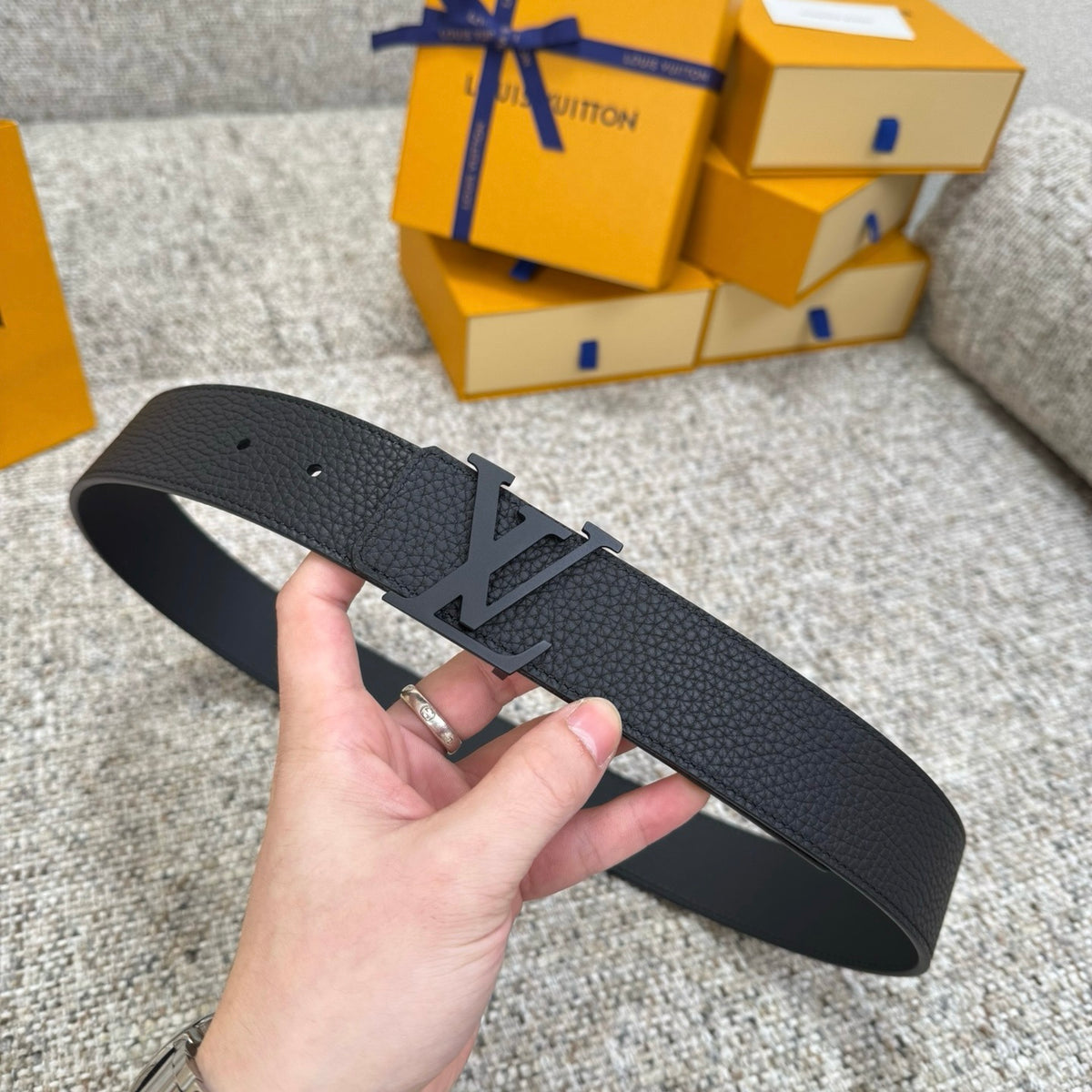 LV Belts Style 02
