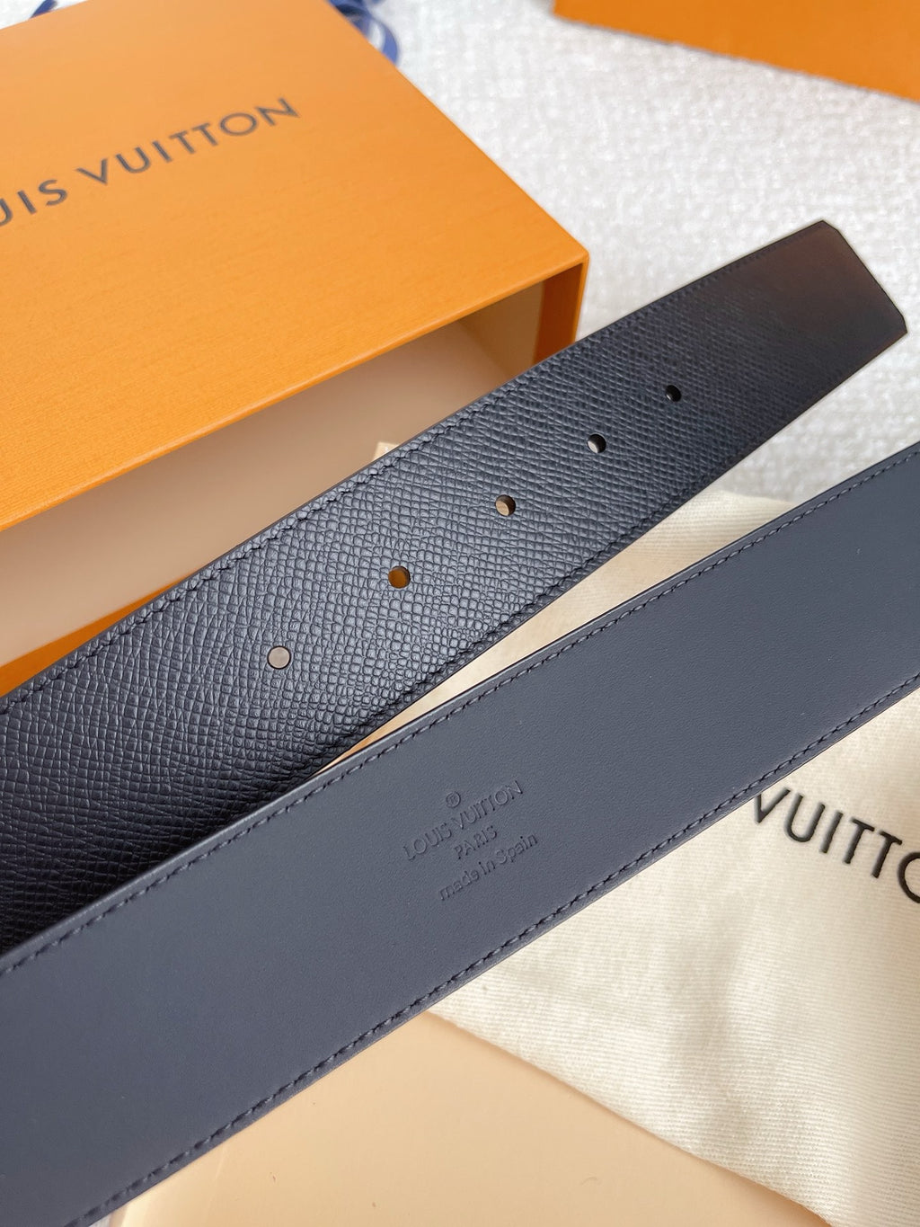 LV Belts Style 04