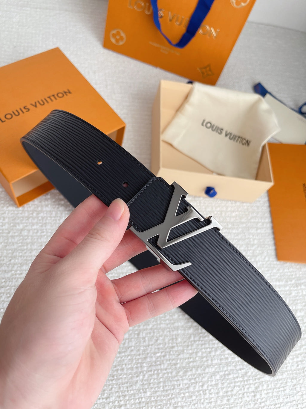 LV Belts Style 05