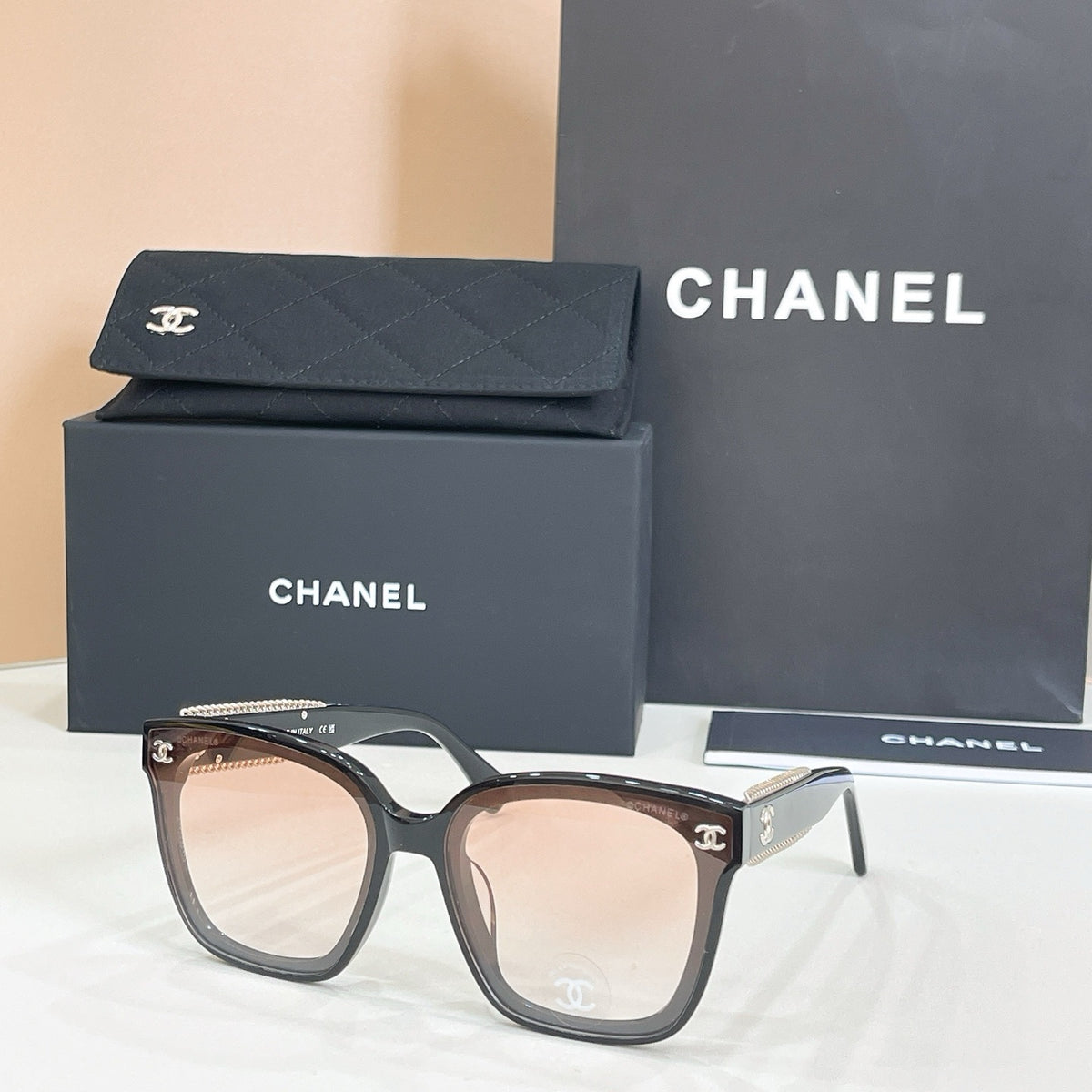 Chanel Sunglasses CH8039