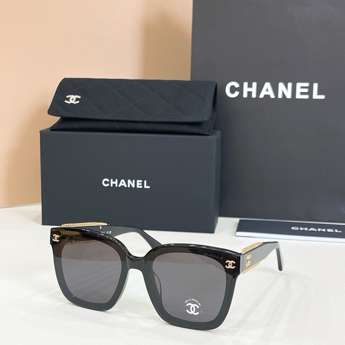 Chanel Sunglasses CH8039