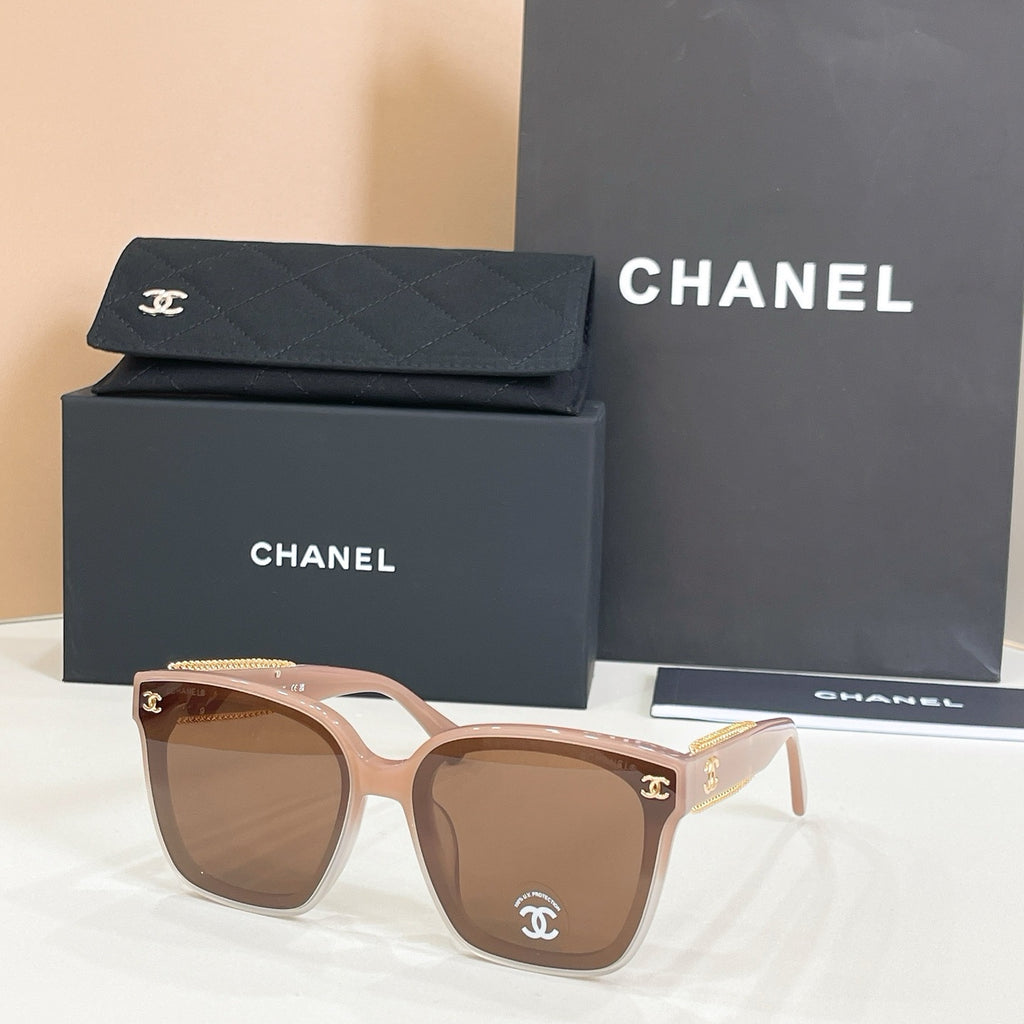 Chanel Sunglasses CH8039