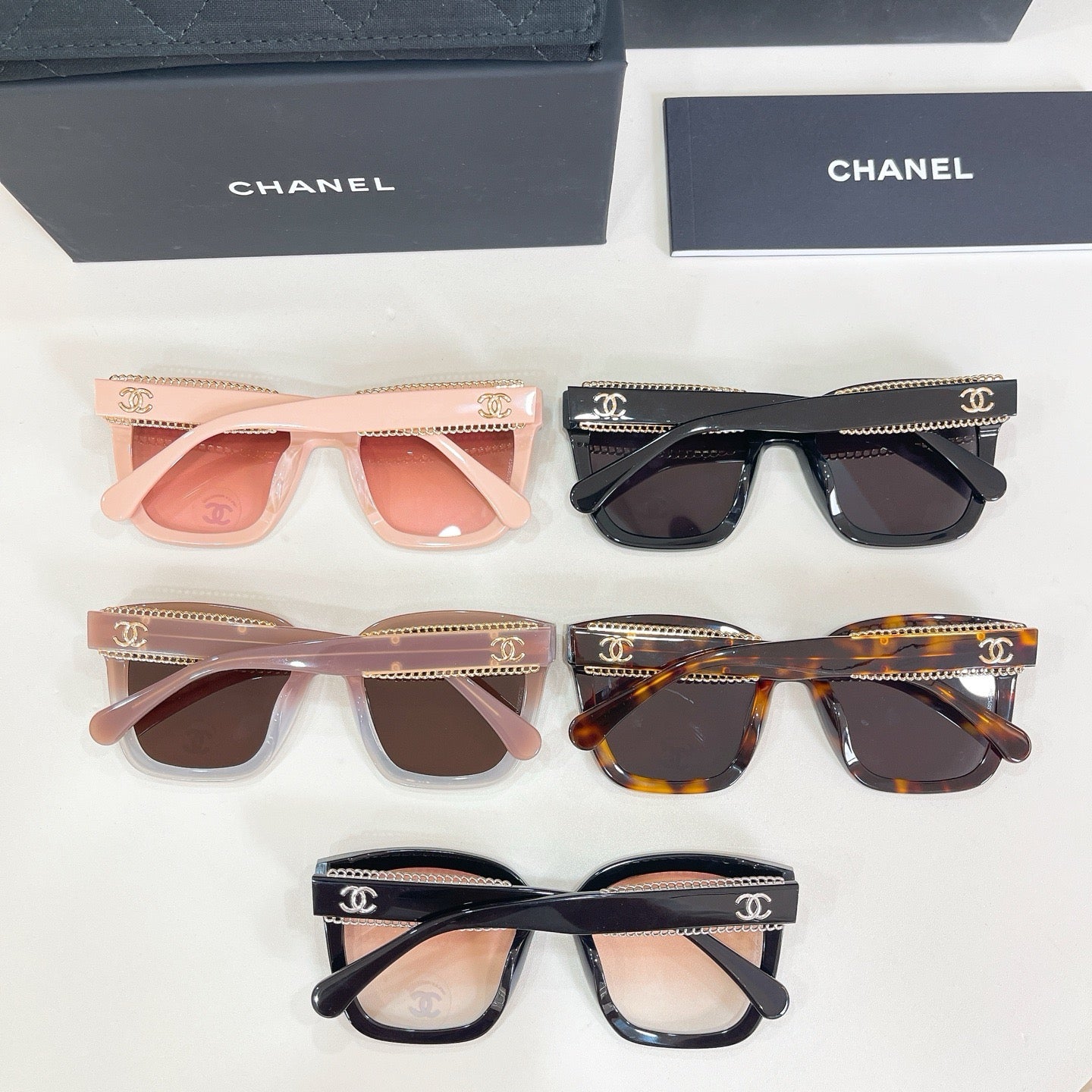 Chanel Sunglasses CH8039