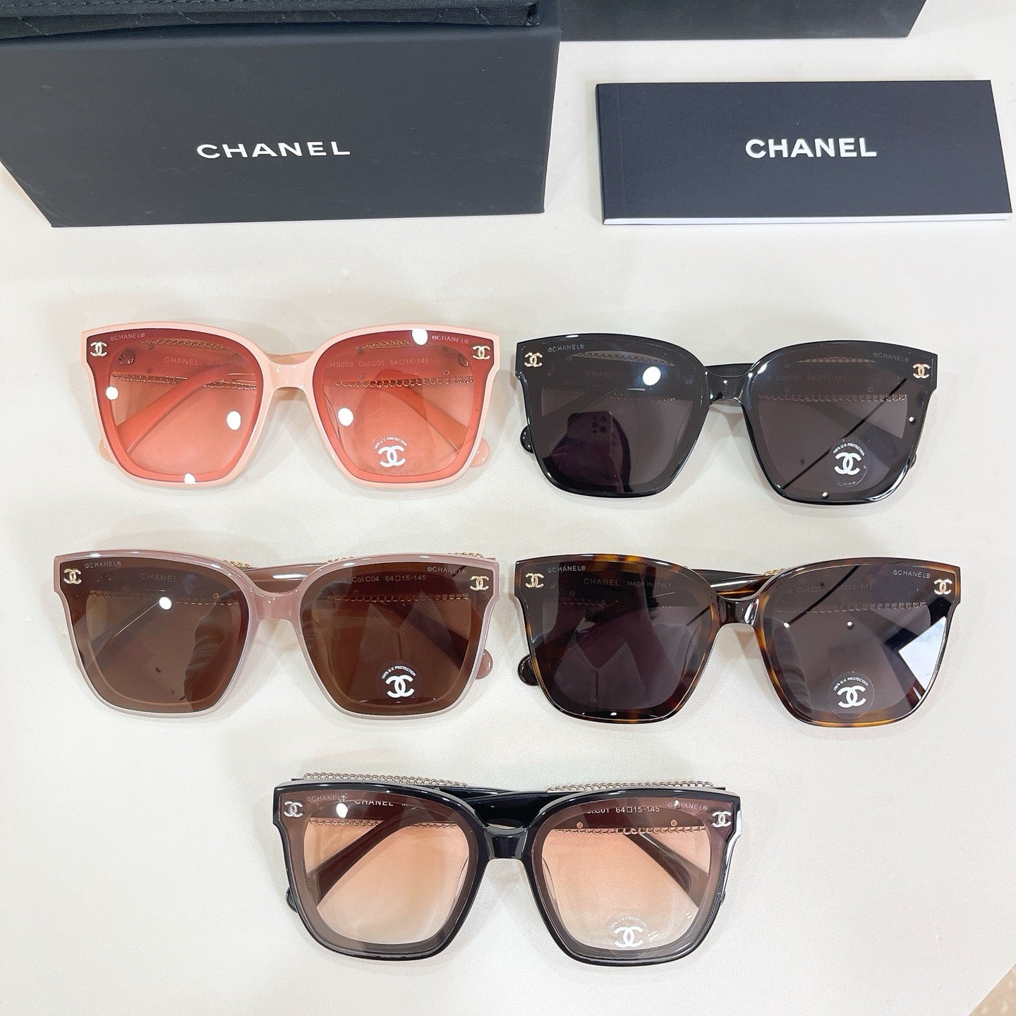 Chanel Sunglasses CH8039