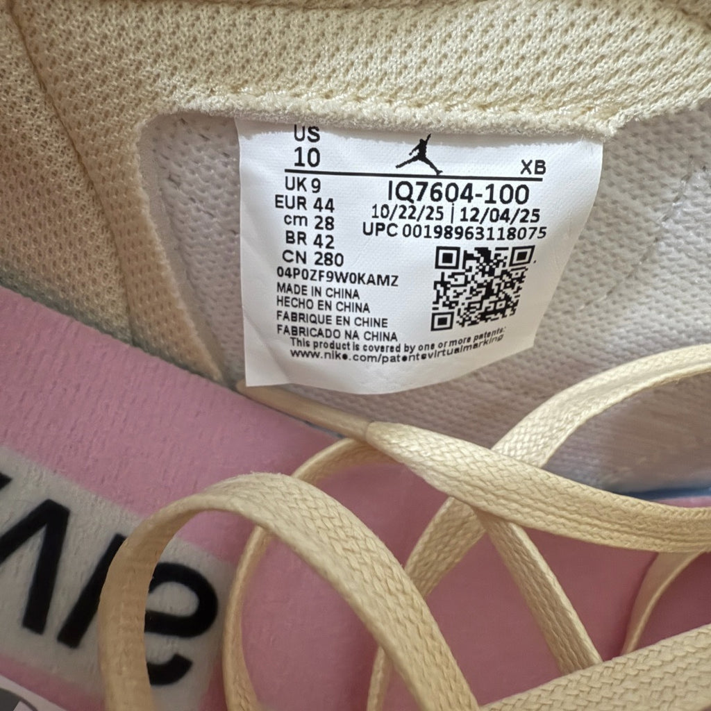 Jordan 1 Low Travis Scott Shy Pink IQ7604-100