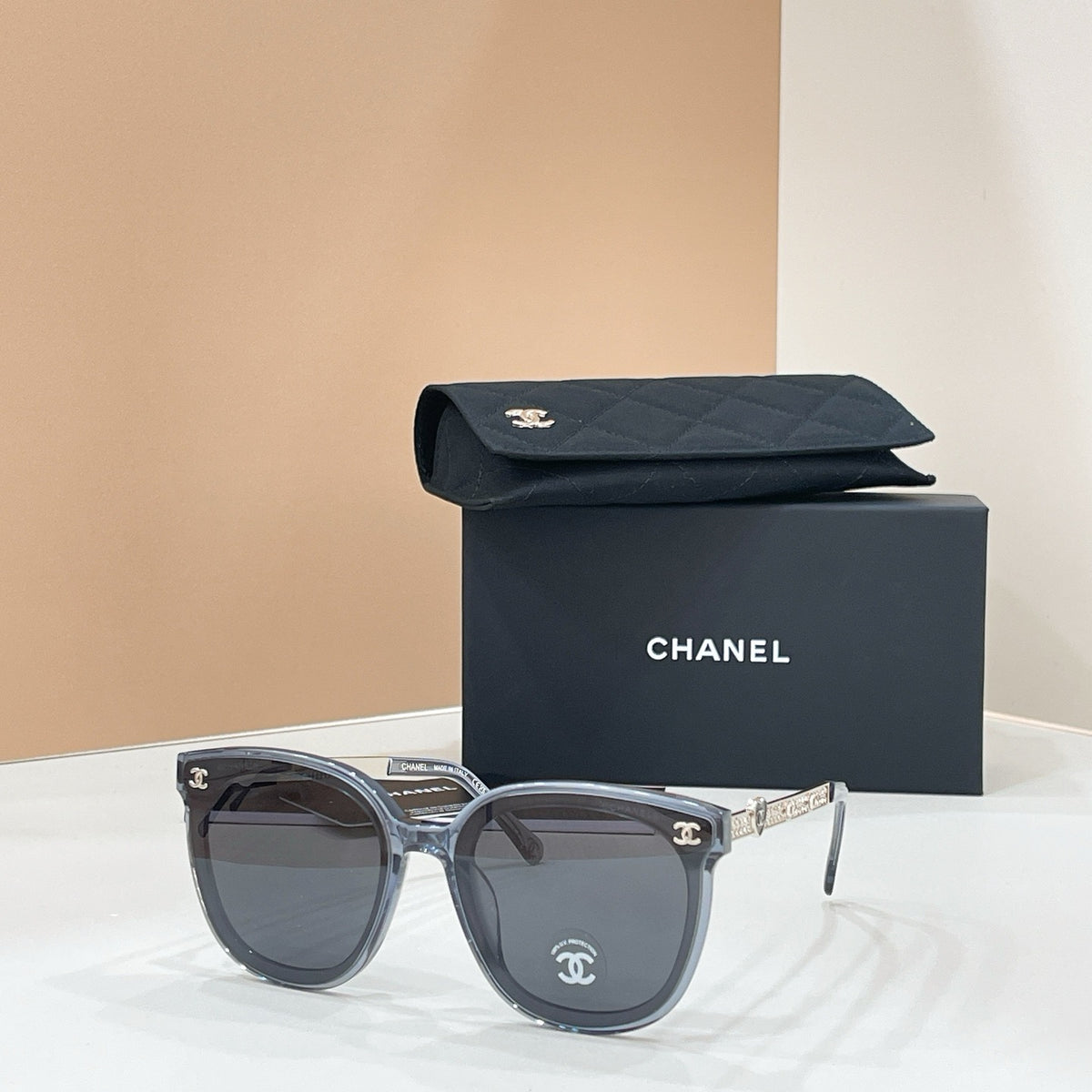 Chanel Sunglasses CH7814