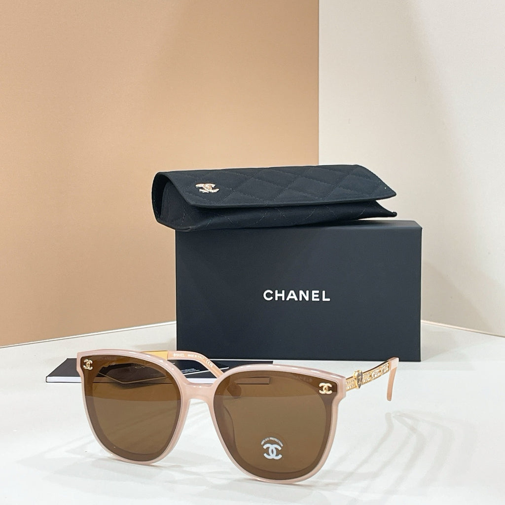 Chanel Sunglasses CH7814