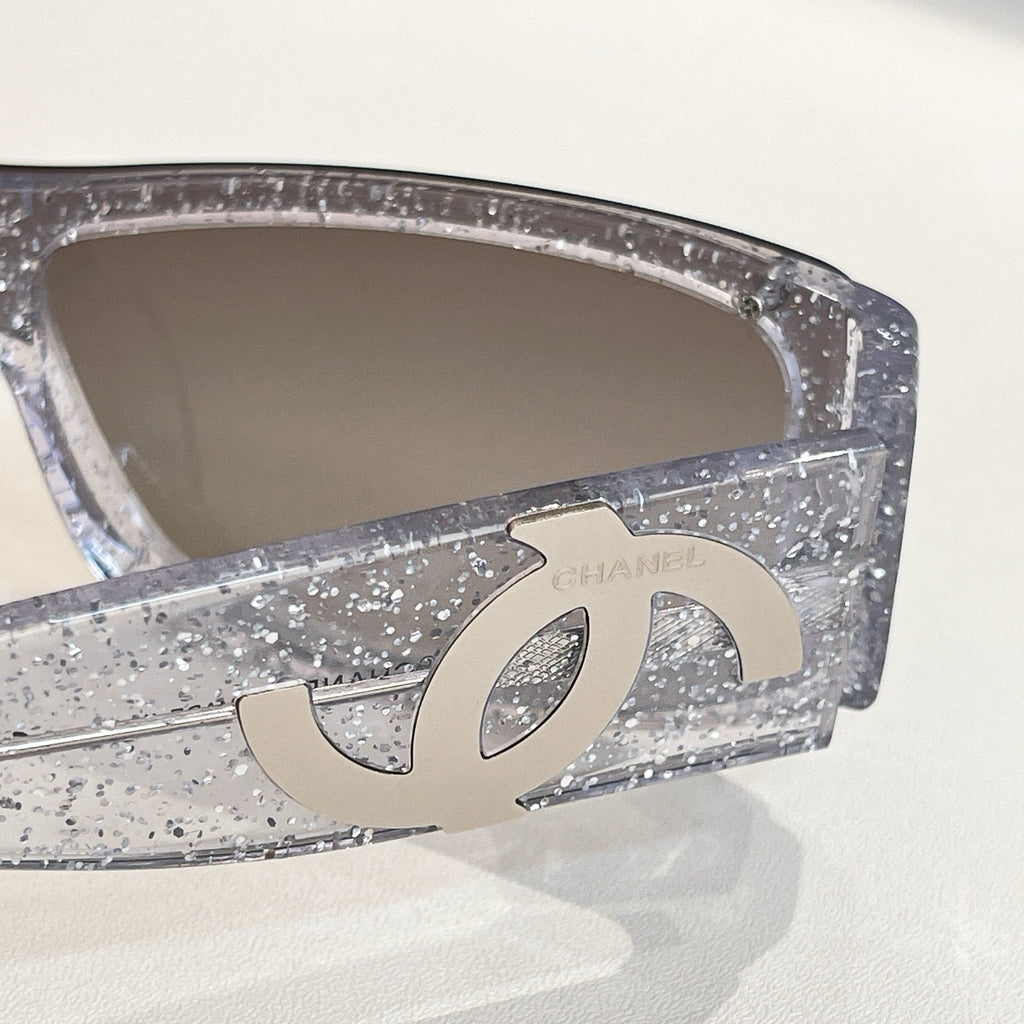 Chanel Sunglasses CH5072