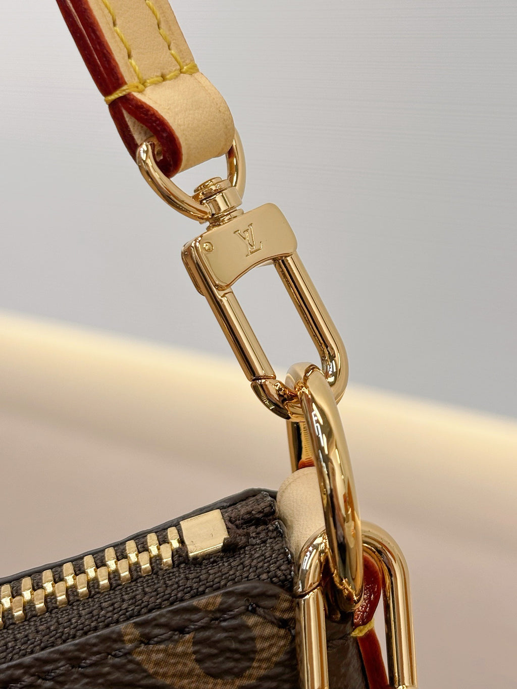 LV Multipass Mini