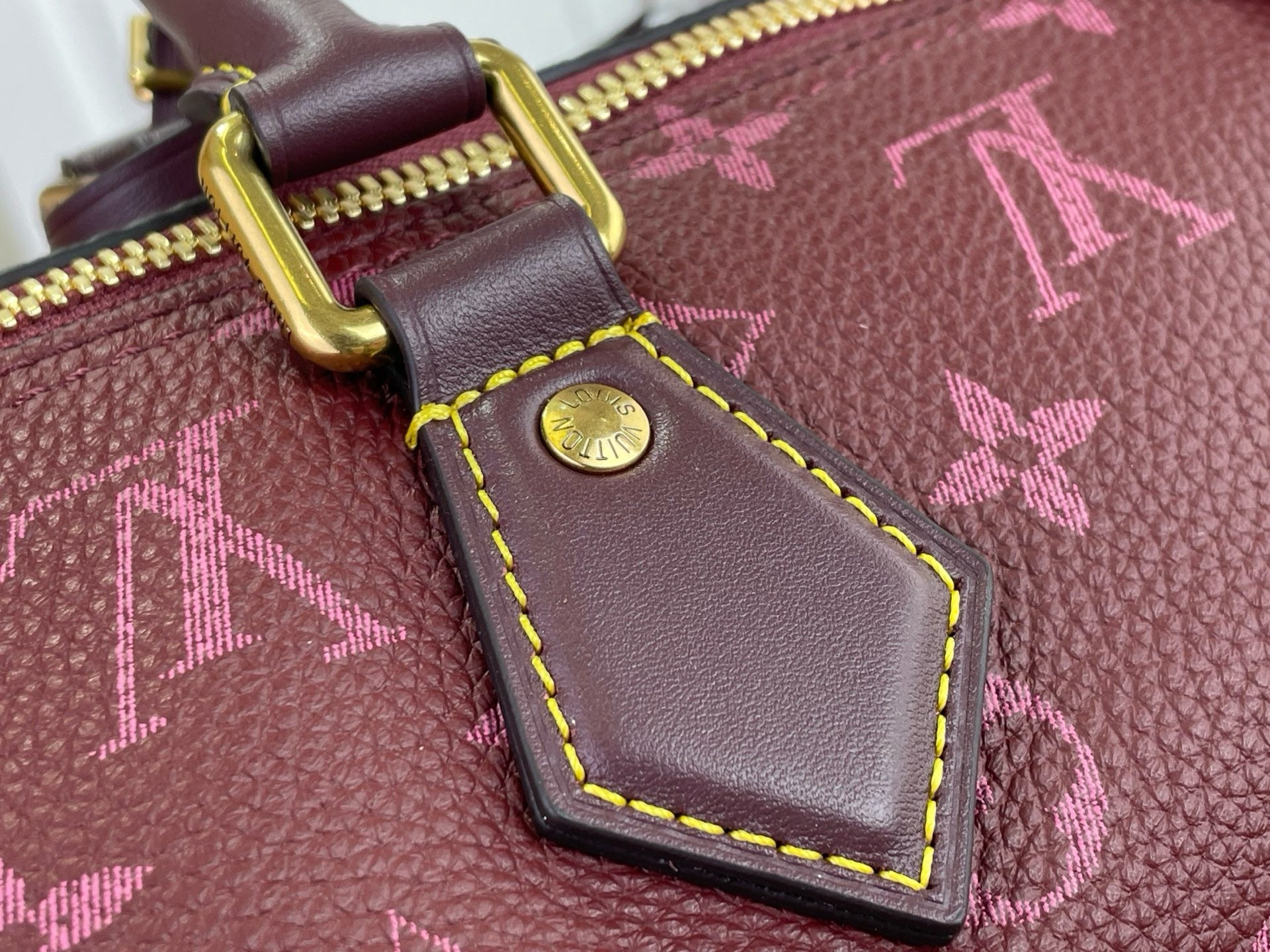 LV Speedy P9 Bandoulière 30 M2A417