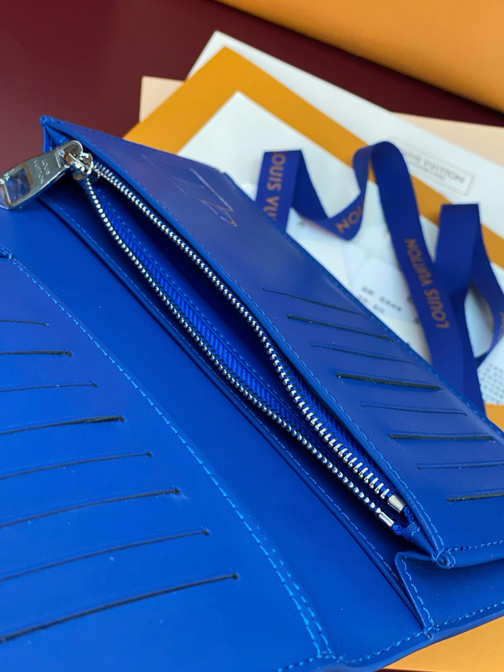 LV Brazza Wallet M2A555